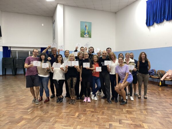 Curso de iniciação à Salsa. Dia de entrega dos diplomas